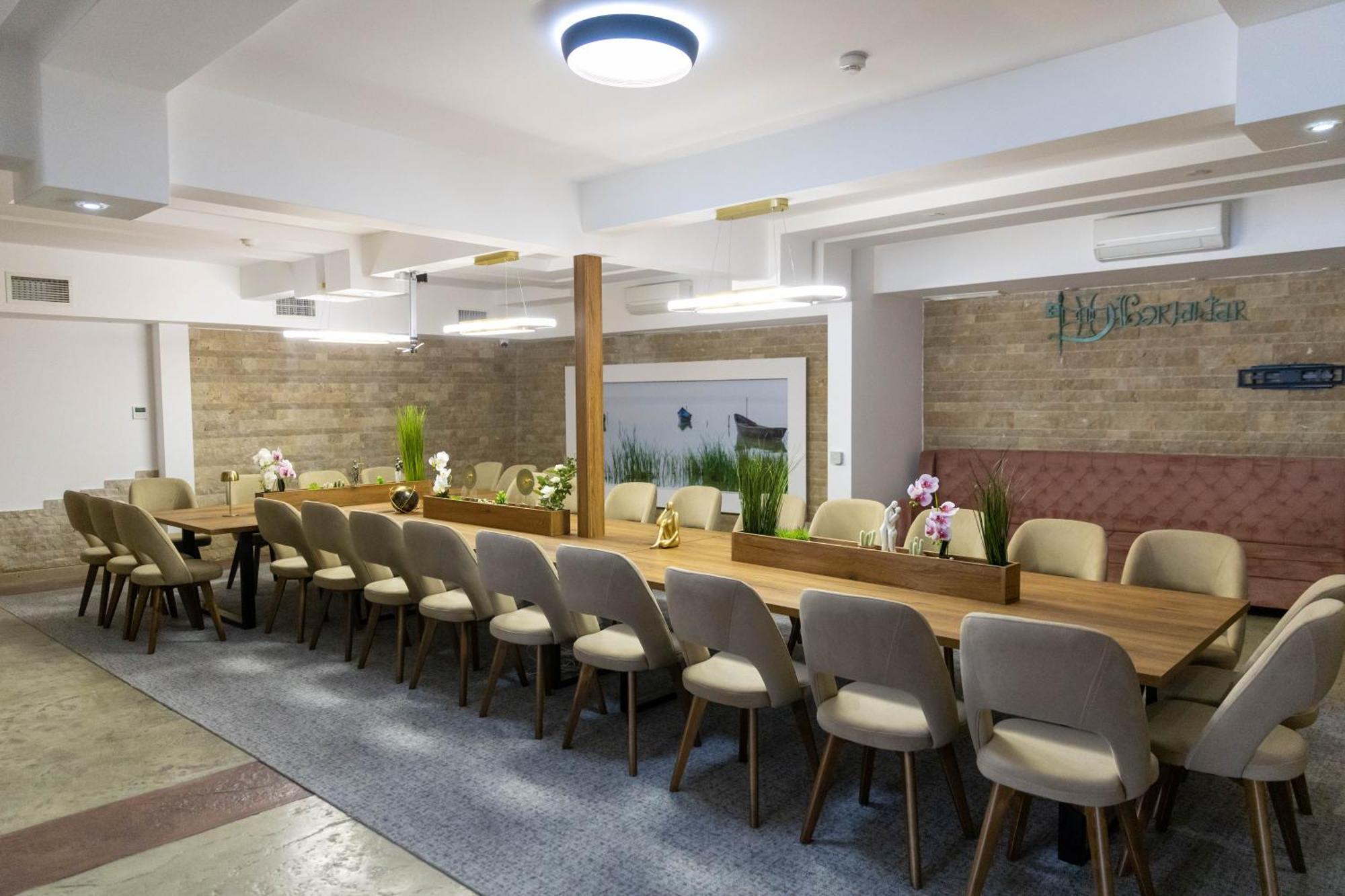 Barjaktar - Luxury Suites & Spa Ulcinj Buitenkant foto